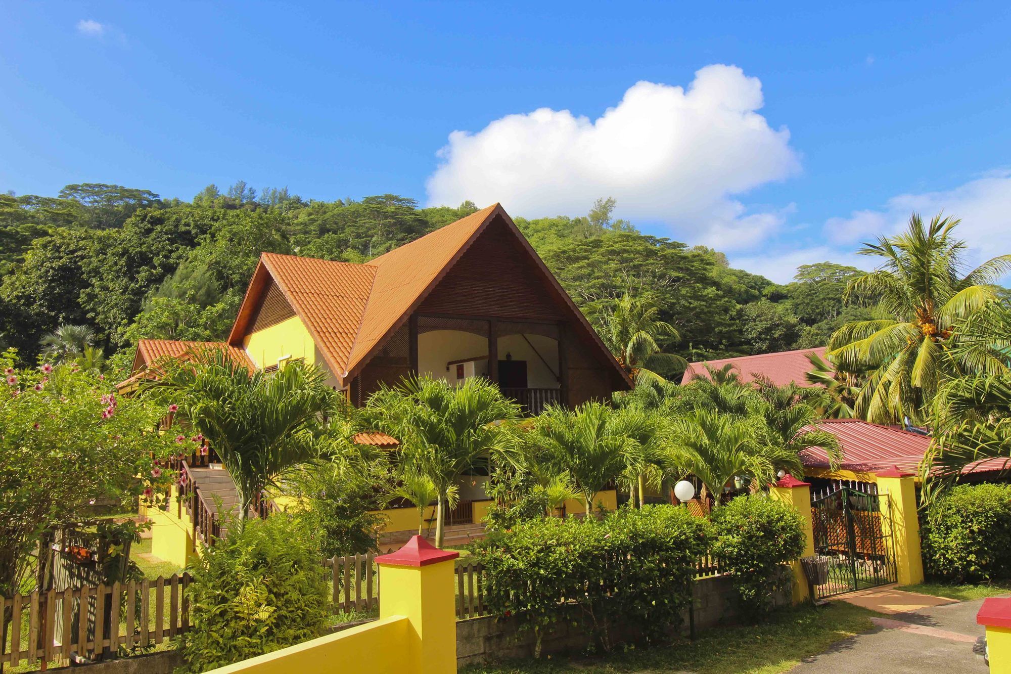 Takamaka Green Village Exterior photo